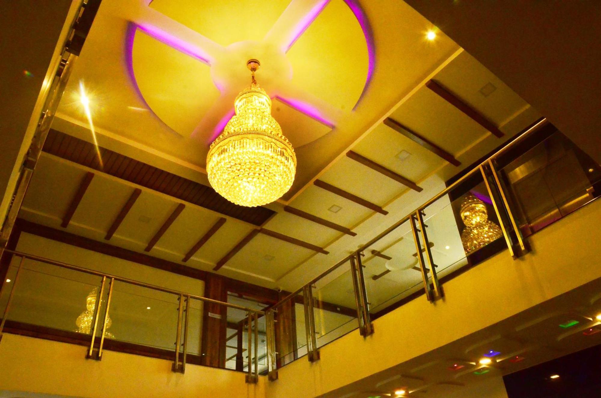 Hotel Agt Park Chennai Exterior photo